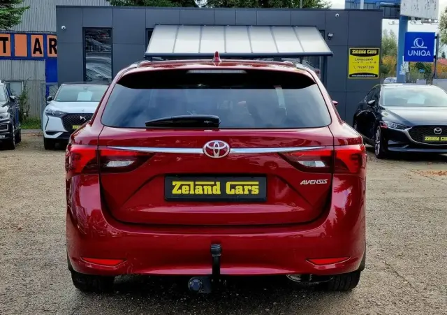 TOYOTA Avensis 1.8 Prestige