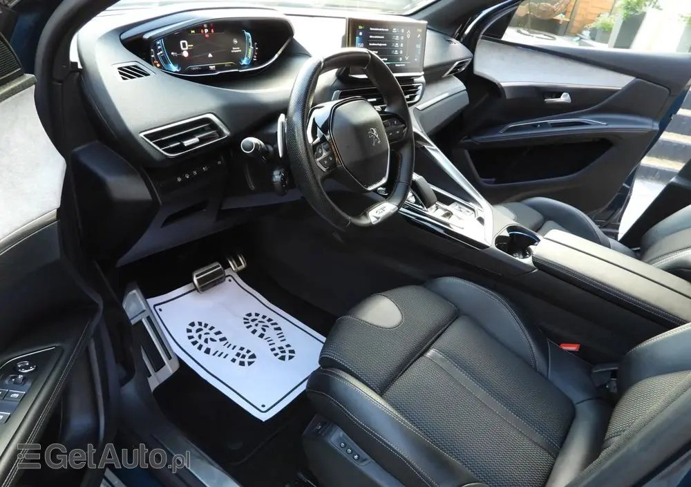 PEUGEOT 3008 225 e-EAT8 GT Pack