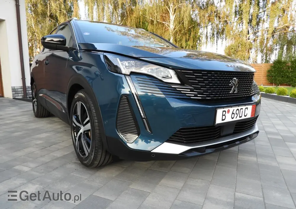 PEUGEOT 3008 225 e-EAT8 GT Pack
