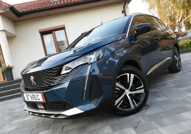 PEUGEOT 3008 225 e-EAT8 GT Pack