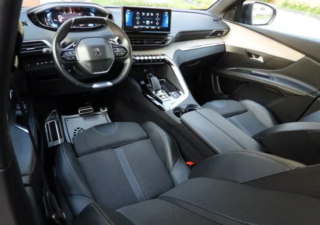 PEUGEOT 3008 225 e-EAT8 GT Pack