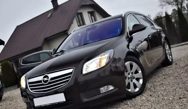 OPEL Insignia 