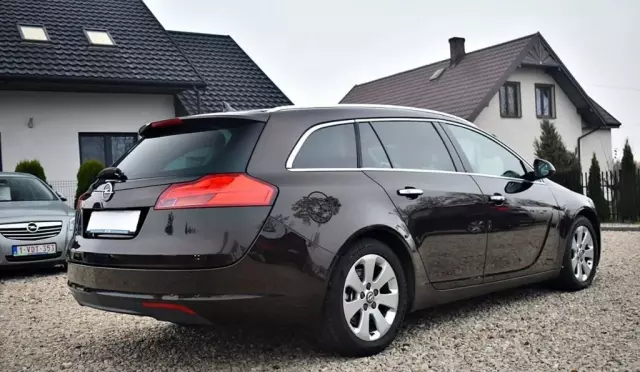 OPEL Insignia 