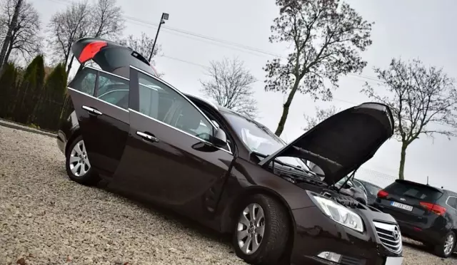 OPEL Insignia 