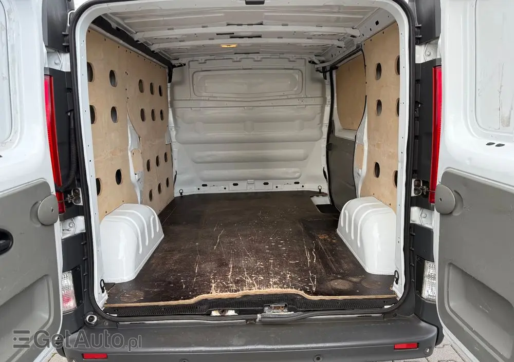 OPEL Vivaro 