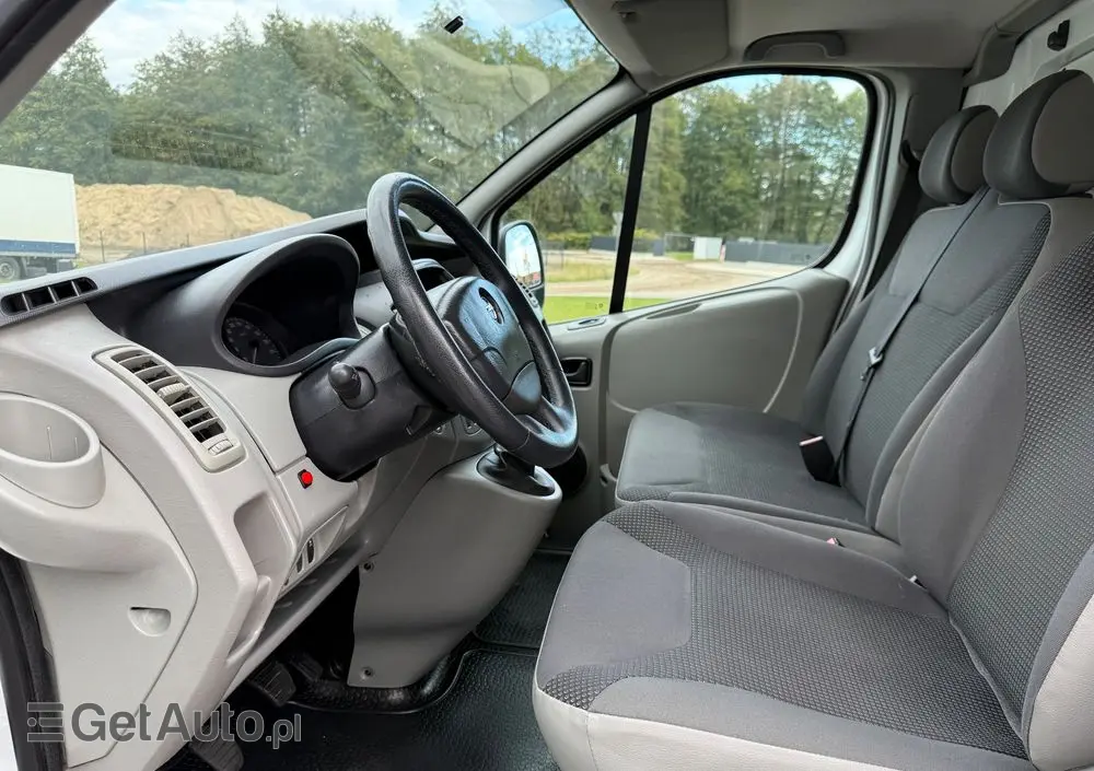 OPEL Vivaro 