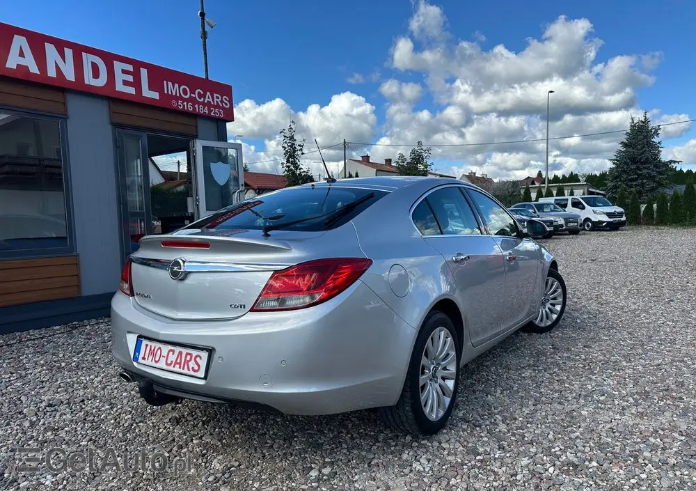 OPEL Insignia 
