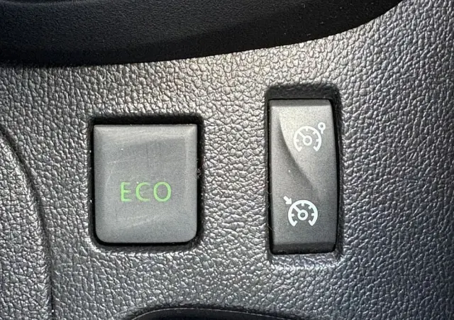 RENAULT Captur 0.9 Energy TCe Limited
