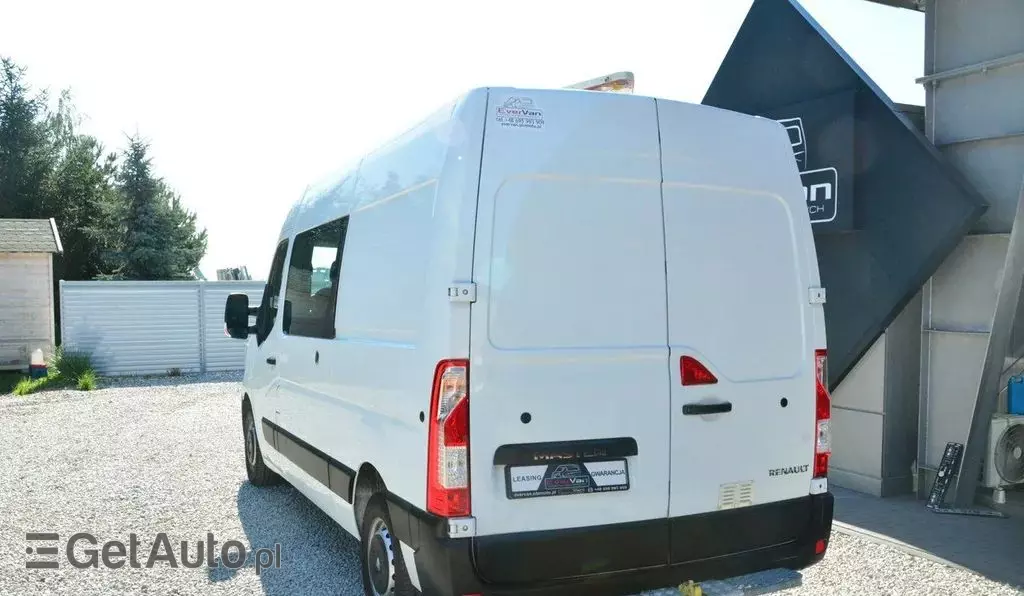 RENAULT Master 