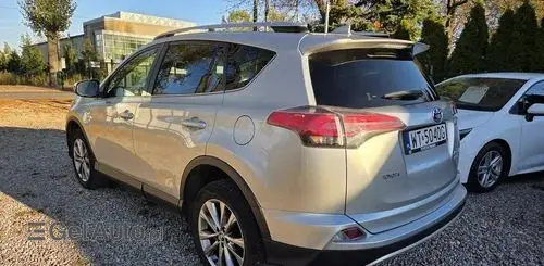 TOYOTA Rav 4 