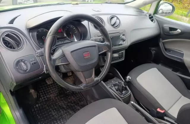 SEAT Ibiza 