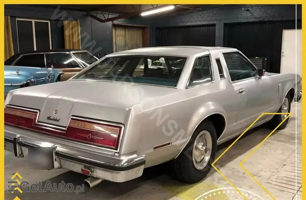 FORD Thunderbird 