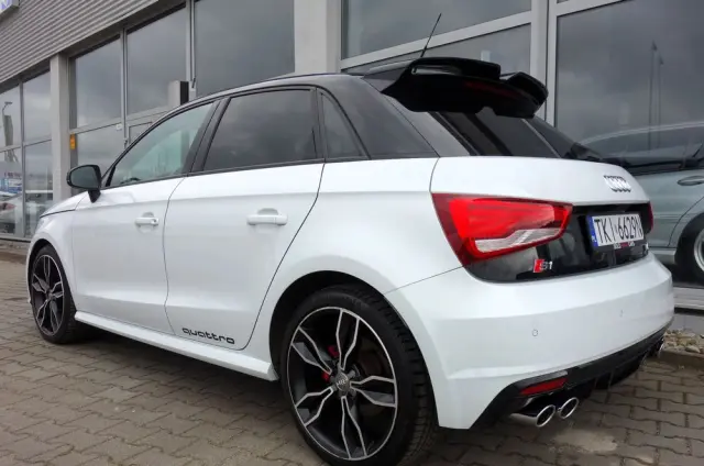 AUDI S1 Sportback 2.0 TFSI