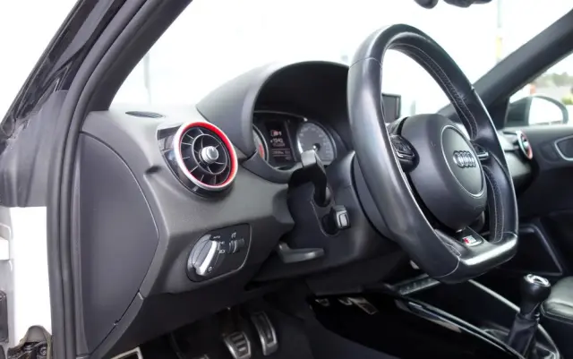 AUDI S1 Sportback 2.0 TFSI