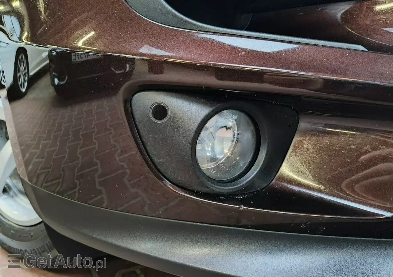 PORSCHE Macan Standard