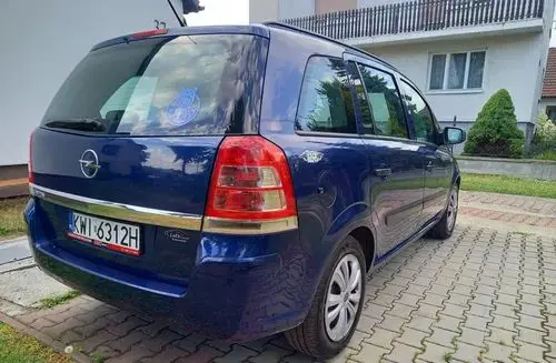 OPEL Zafira 