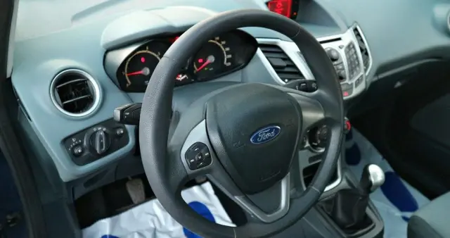 FORD Fiesta 1.25 Trend