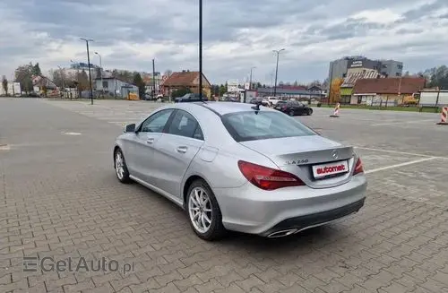 MERCEDES-BENZ CLA 
