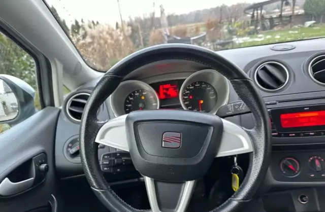 SEAT Ibiza 