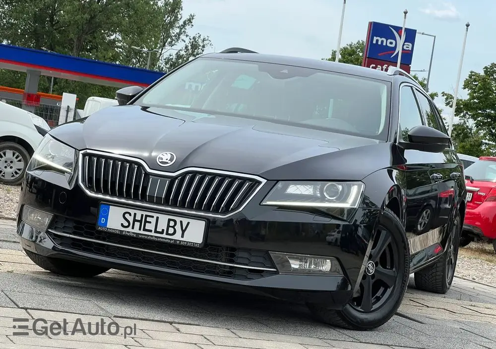 SKODA Superb 2.0 TDI DSG Ambition
