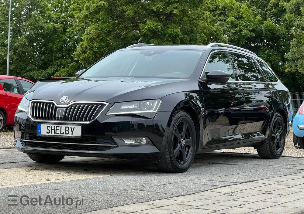 SKODA Superb 2.0 TDI DSG Ambition