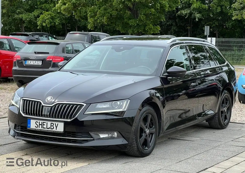 SKODA Superb 2.0 TDI DSG Ambition