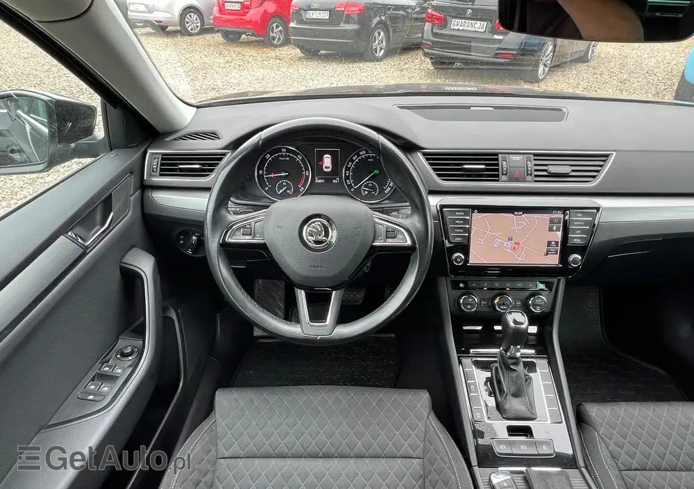 SKODA Superb 2.0 TDI DSG Ambition