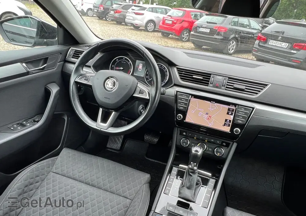 SKODA Superb 2.0 TDI DSG Ambition