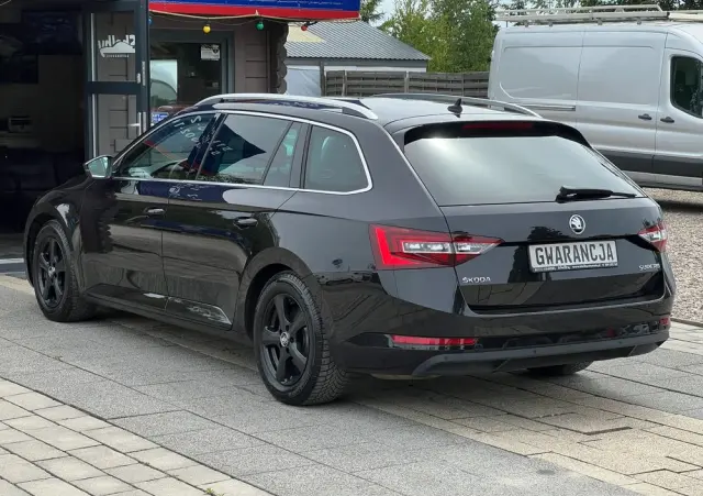 SKODA Superb 2.0 TDI DSG Ambition