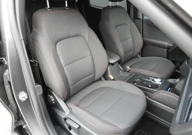 FORD Kuga 1.5 EcoBlue ST-LINE