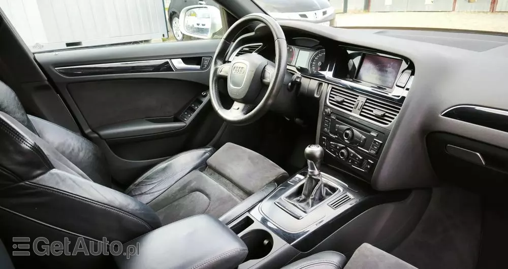 AUDI A4 Avant 1.8 TFSI S line Sportpaket (plus)