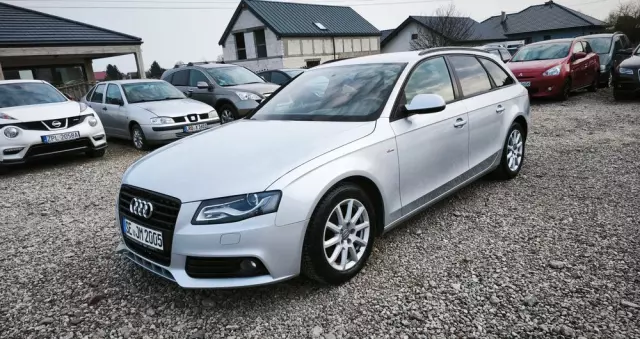 AUDI A4 Avant 1.8 TFSI S line Sportpaket (plus)