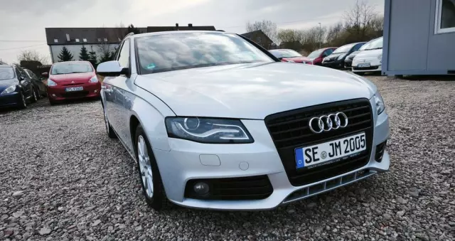 AUDI A4 Avant 1.8 TFSI S line Sportpaket (plus)