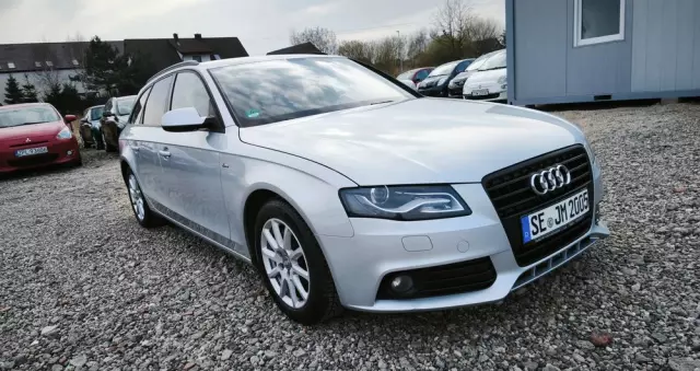 AUDI A4 Avant 1.8 TFSI S line Sportpaket (plus)