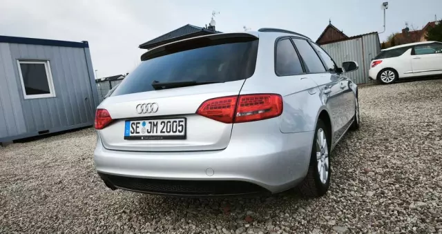 AUDI A4 Avant 1.8 TFSI S line Sportpaket (plus)