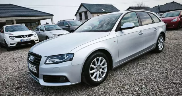 AUDI A4 Avant 1.8 TFSI S line Sportpaket (plus)