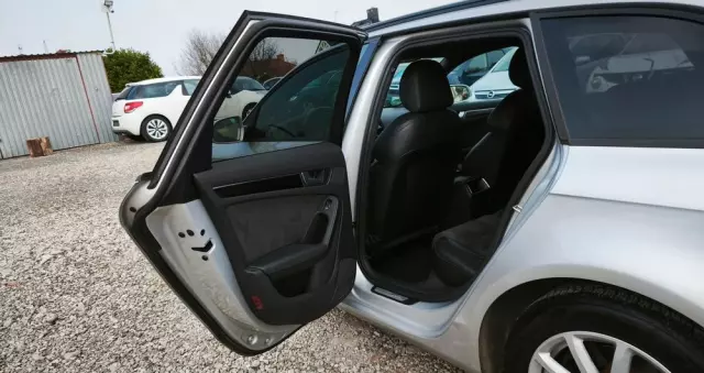 AUDI A4 Avant 1.8 TFSI S line Sportpaket (plus)