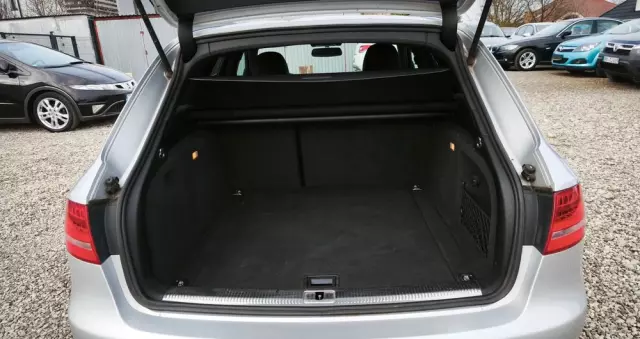 AUDI A4 Avant 1.8 TFSI S line Sportpaket (plus)