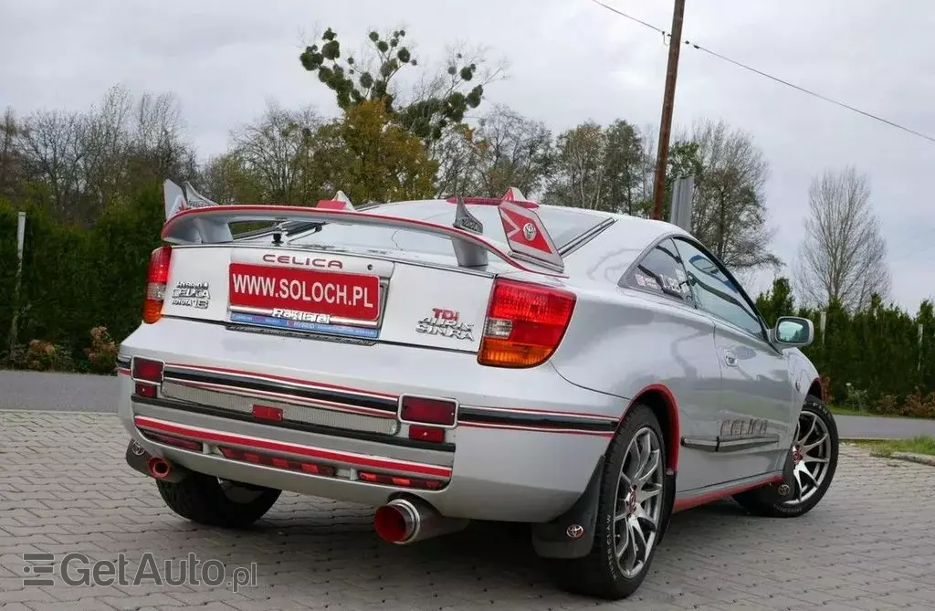 TOYOTA Celica 
