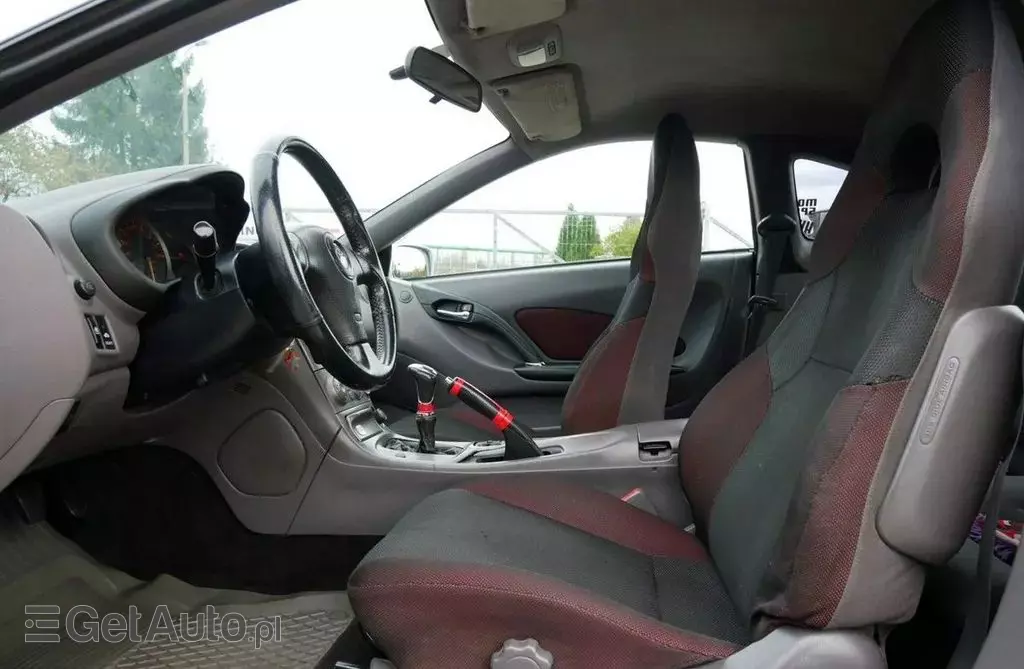 TOYOTA Celica 