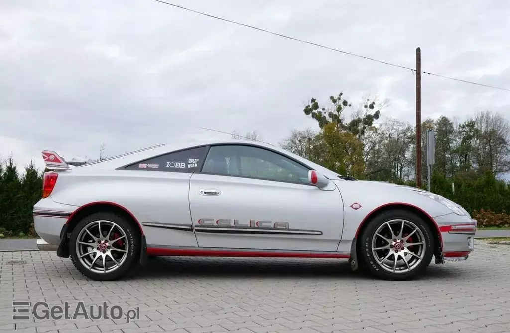 TOYOTA Celica 