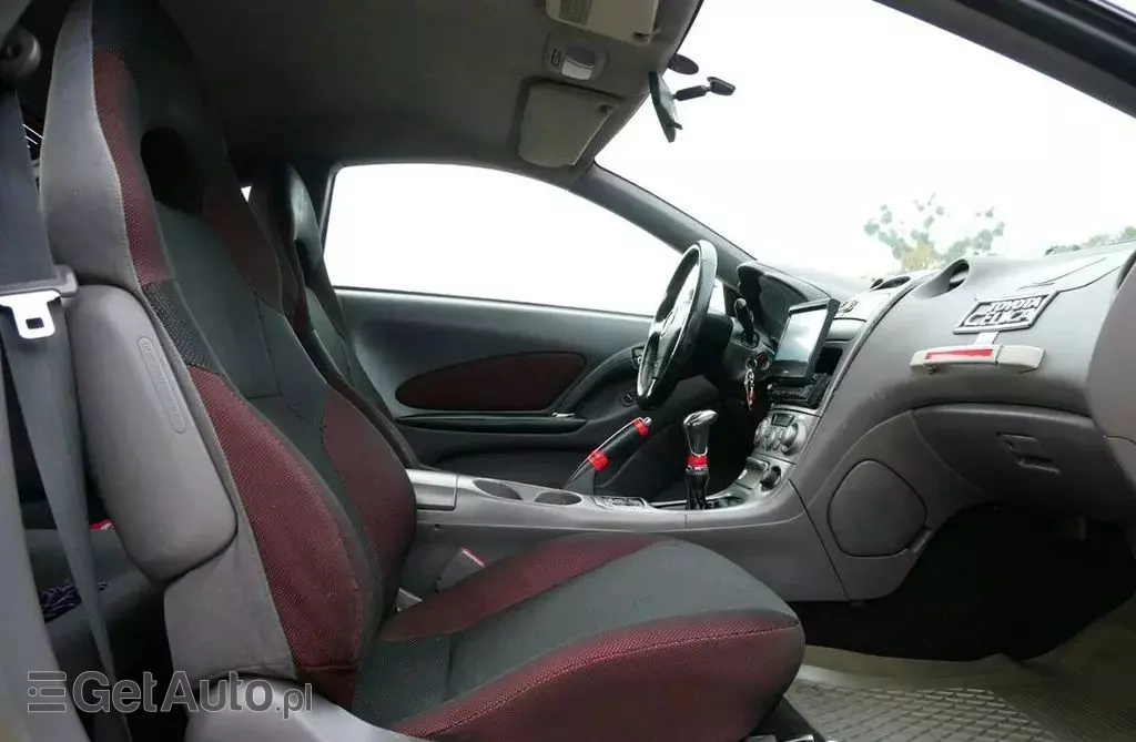 TOYOTA Celica 