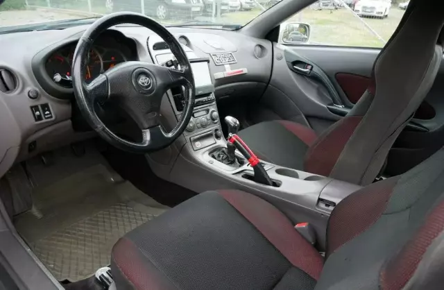TOYOTA Celica 