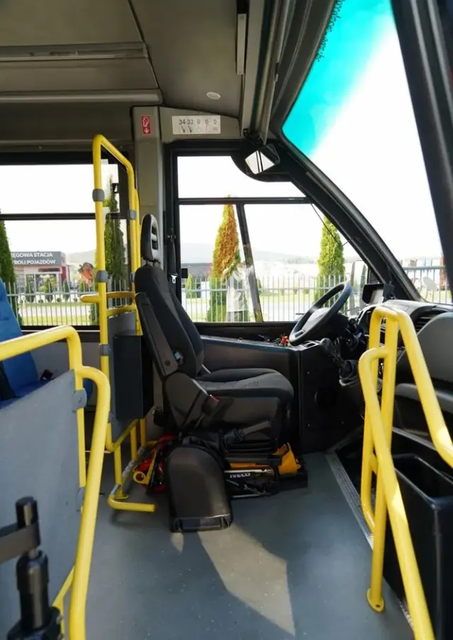 IVECO KAPENA / EURO6 / MANUAL / KLIMATYZACJA / SPROWADZONY / 116500 KM / 