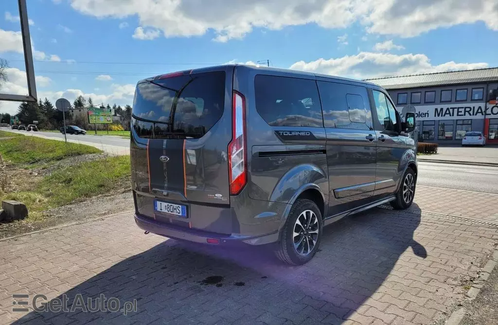 FORD Tourneo Custom 