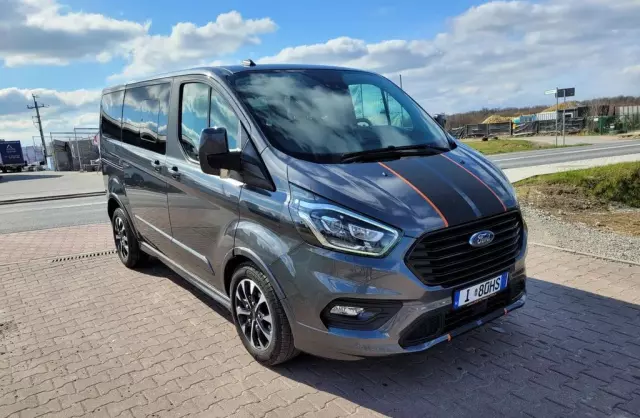 FORD Tourneo Custom 