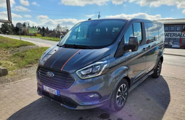 FORD Tourneo Custom 