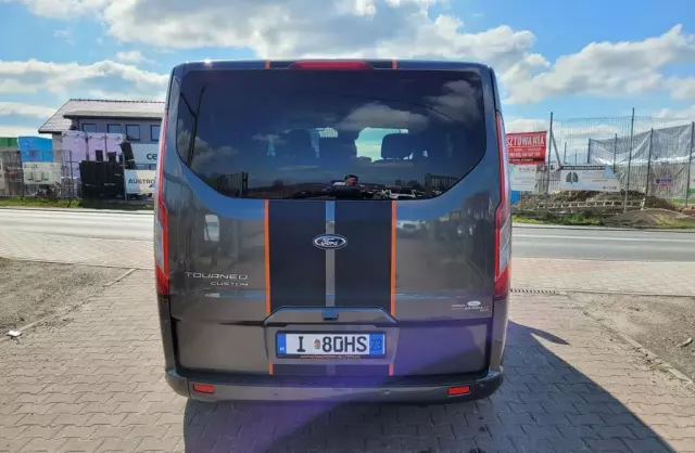 FORD Tourneo Custom 