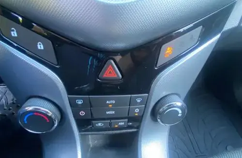 CHEVROLET Cruze 