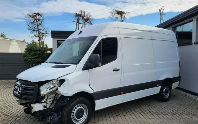 MERCEDES-BENZ Sprinter 